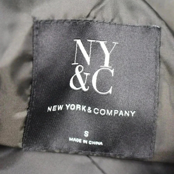 NEW YORK & COMPANY - Picture 6 of 6